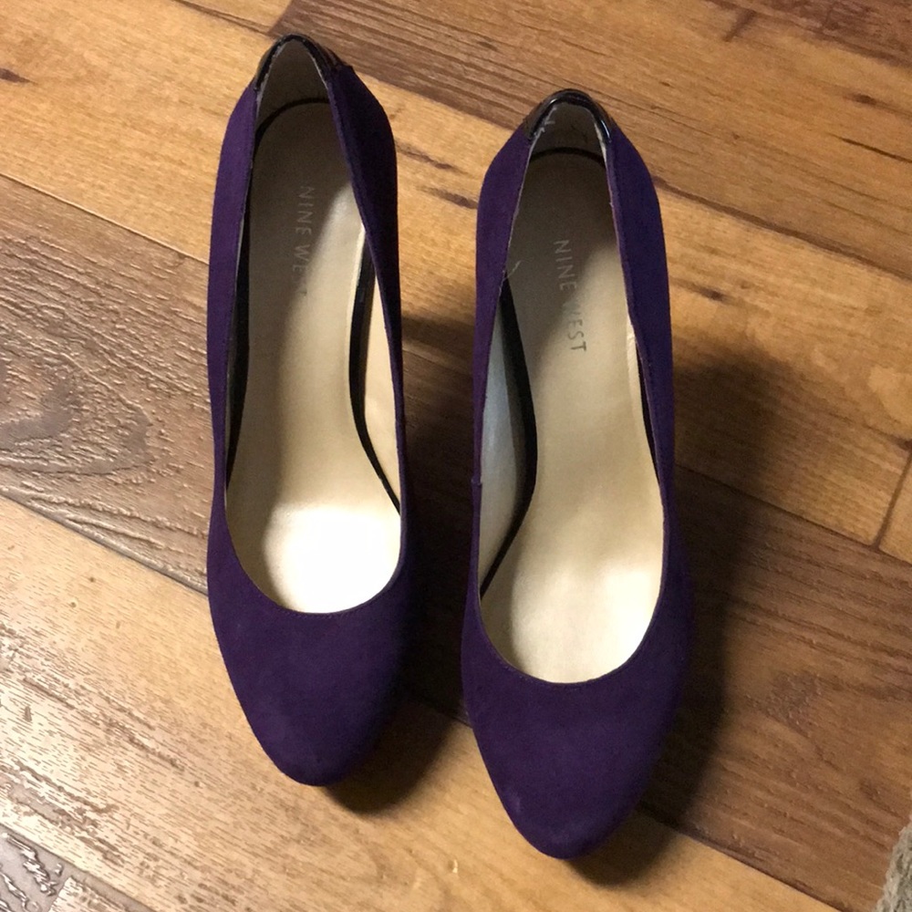 Heels - Picture 2 of 4